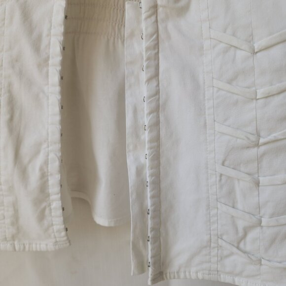 XOXO Vintage Victorian-Inspired White Fitted Blouse Romantic & Chic Women's M - Picture 6 of 15